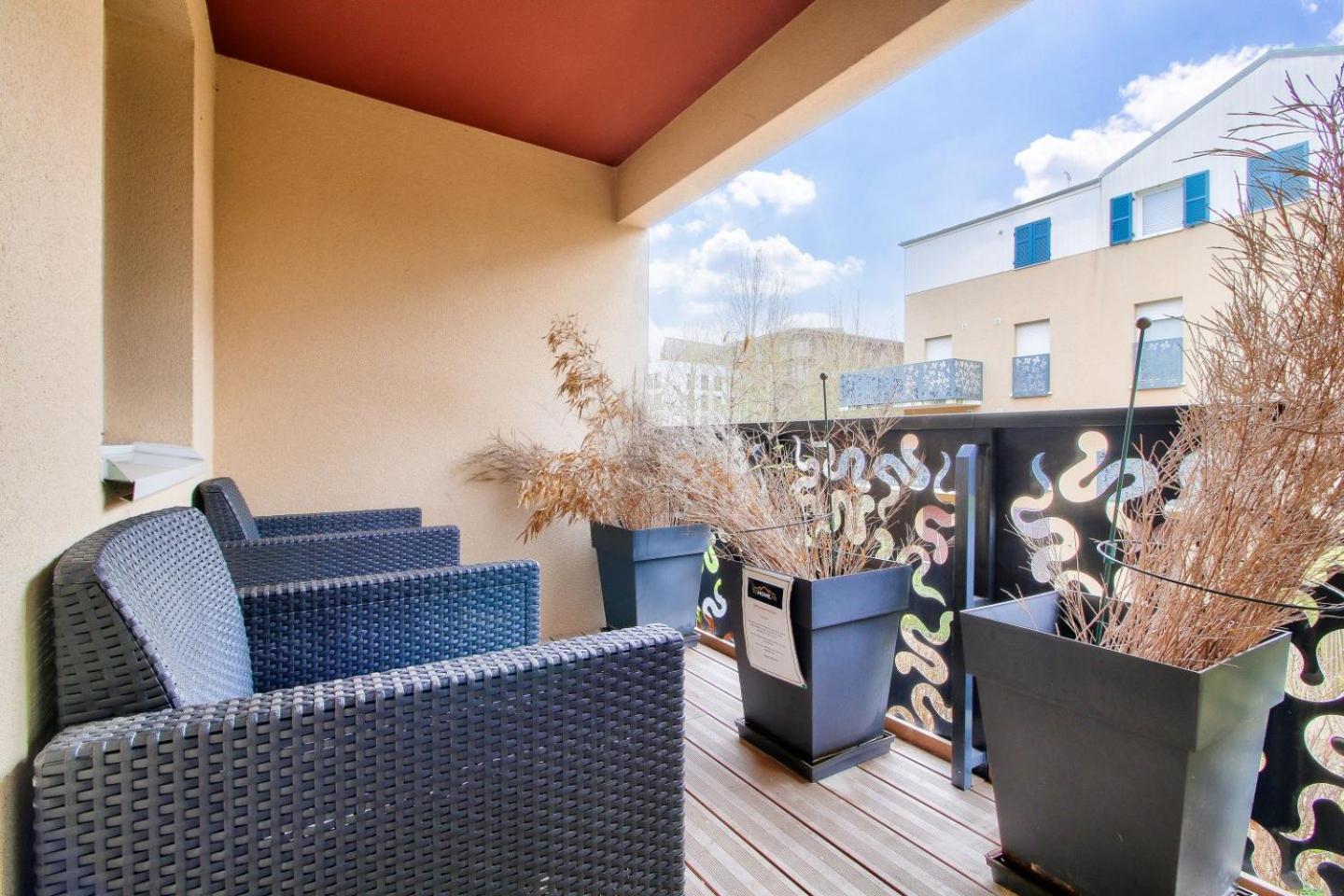 123Home - Suite & Spa Xl Montévrain Eksteriør billede